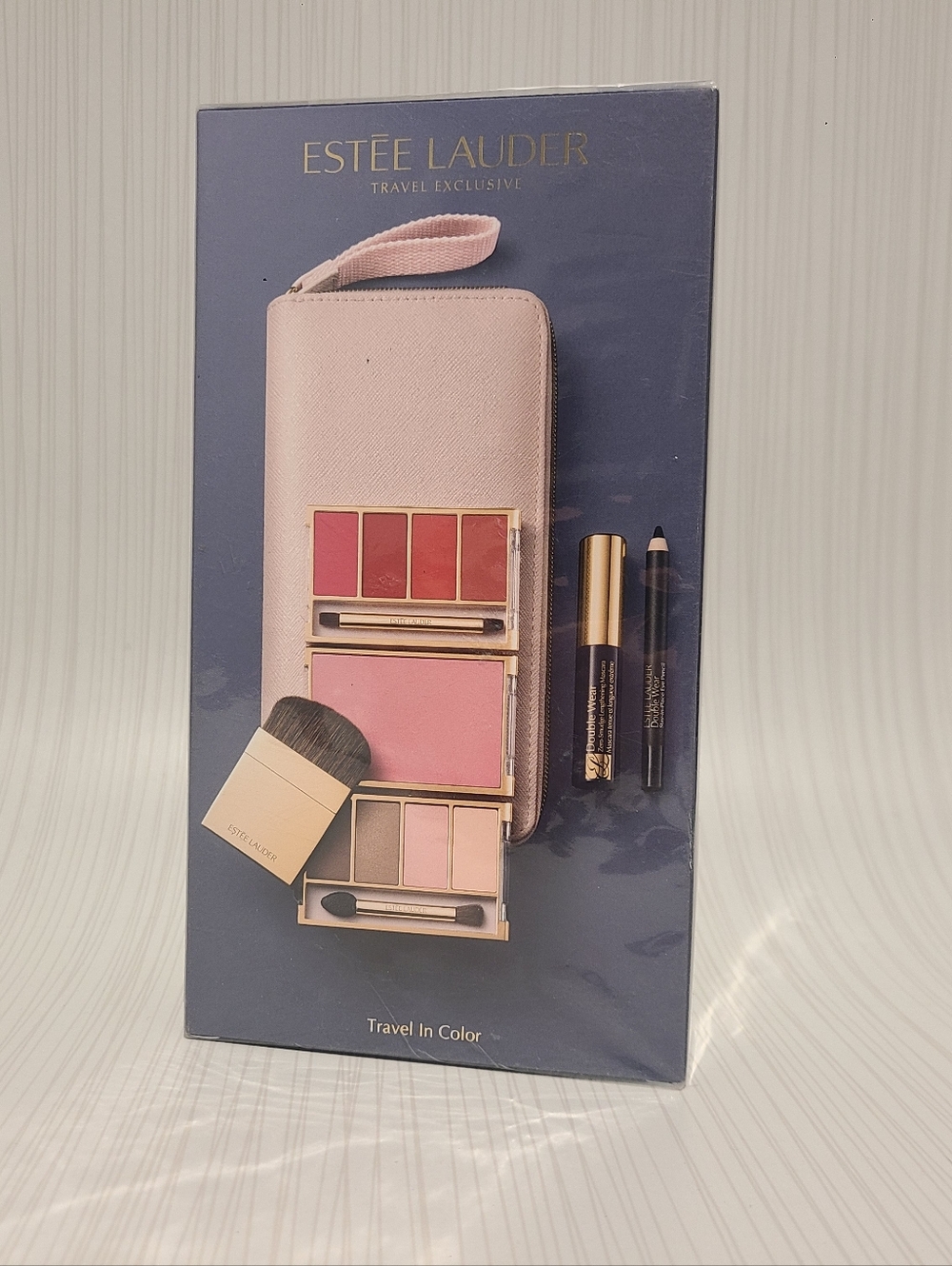 Estee Lauder Travel Eyeshadow & Face Kit in Pink Duty Free Travel Exclusive Set